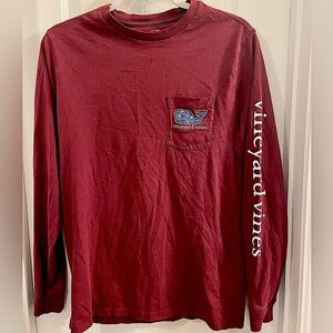 Vineyard Vines Men's Burgundy Long Sleeve Tee like new. Beer, pizza, and wings.